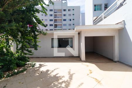 Casa à venda com 150m², 3 quartos e 5 vagasQuintal