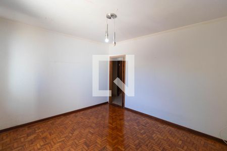 Casa à venda com 150m², 3 quartos e 5 vagasSala