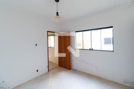 Casa à venda com 150m², 3 quartos e 5 vagasSuíte da  Edícula 01