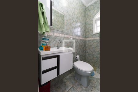 Casa à venda com 260m², 3 quartos e 2 vagasBanheiro