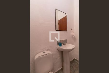 Casa à venda com 260m², 3 quartos e 2 vagasBanheiro 2