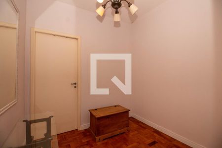 Sala de apartamento à venda com 2 quartos, 55m² em São João, Porto Alegre