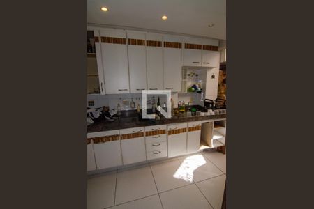 Apartamento à venda com 82m², 2 quartos e sem vagaCozinha