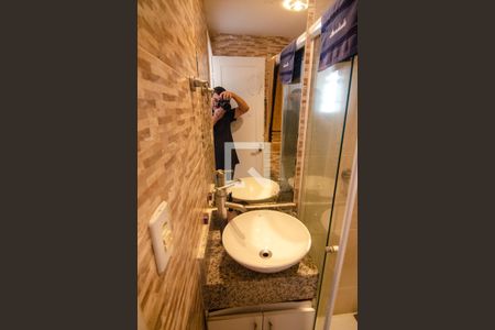 Apartamento à venda com 82m², 2 quartos e sem vagaBanheiro Social