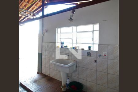 Casa à venda com 165m², 3 quartos e 2 vagasÁrea serviço