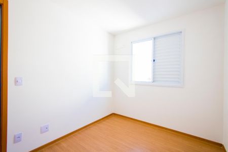 Quarto 1 de apartamento à venda com 2 quartos, 45m² em Jardim Jamaica, Santo André