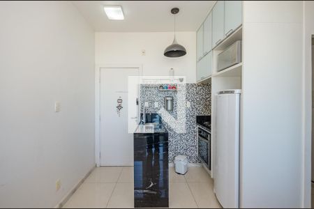 Sala  de apartamento à venda com 1 quarto, 34m² em Vale do Sereno, Nova Lima