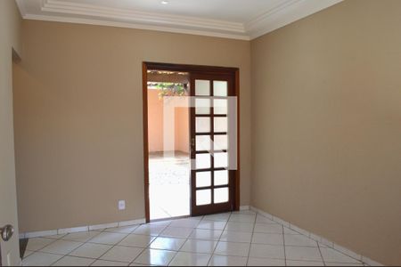 Sala de casa para alugar com 2 quartos, 110m² em Vila Trinta E Um de Março, Campinas