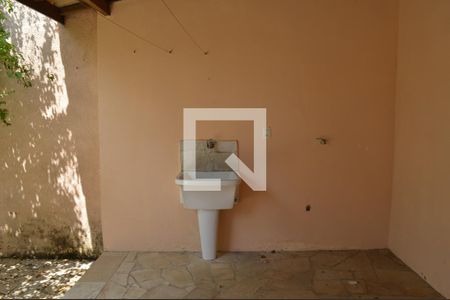 Área de Serviço de casa para alugar com 2 quartos, 110m² em Vila Trinta E Um de Março, Campinas