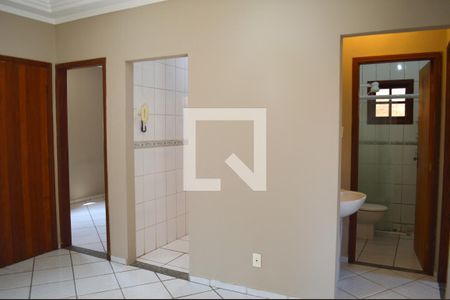 Detalhe Sala de casa para alugar com 2 quartos, 110m² em Vila Trinta E Um de Março, Campinas