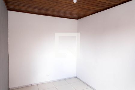 Quarto de casa para alugar com 2 quartos, 40m² em Canhema, Diadema