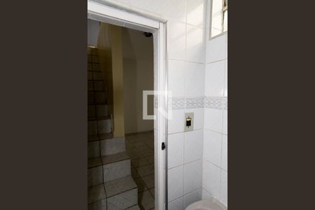 Lavabo de casa para alugar com 2 quartos, 40m² em Canhema, Diadema