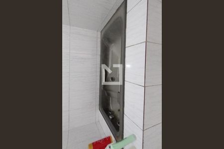 Casa à venda com 130m², 4 quartos e 2 vagasBanheiro 4