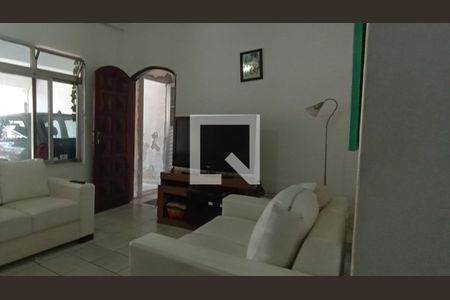 Sala 1 de casa para alugar com 4 quartos, 130m² em Conjunto Habitacional Padre José de Anchieta, São Paulo