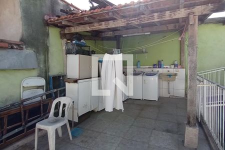 Casa à venda com 130m², 4 quartos e 2 vagasÁrea de Serviço