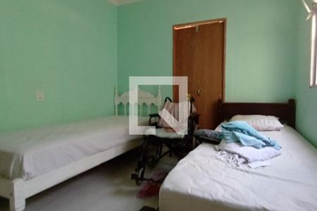 Casa à venda com 130m², 4 quartos e 2 vagasQuarto Suíte