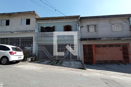 Casa à venda com 130m², 4 quartos e 2 vagasFachada