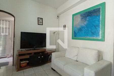 Sala 1 de casa para alugar com 4 quartos, 130m² em Conjunto Habitacional Padre José de Anchieta, São Paulo