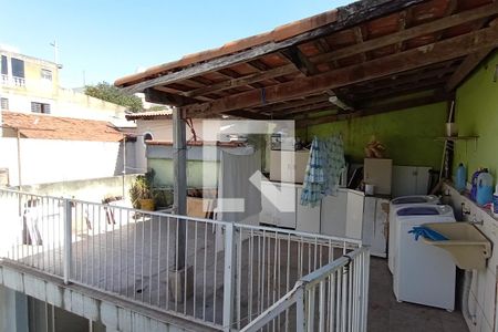 Casa à venda com 130m², 4 quartos e 2 vagasÁrea de Serviço