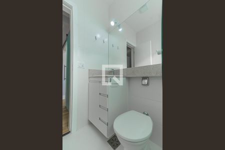Apartamento para alugar com 65m², 2 quartos e 1 vaga Apartamento para alugar com 65m², 2 quartos e 1 vagaBanheiro Social