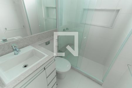 Apartamento para alugar com 65m², 2 quartos e 1 vaga Apartamento para alugar com 65m², 2 quartos e 1 vagaBanheiro Social