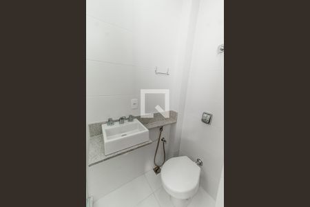 Apartamento para alugar com 65m², 2 quartos e 1 vaga Apartamento para alugar com 65m², 2 quartos e 1 vagaBanheiro de Serviço