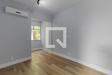 Sala de apartamento para alugar com 2 quartos, 65m² em Laranjeiras, Rio de Janeiro