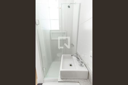 Apartamento para alugar com 65m², 2 quartos e 1 vaga Apartamento para alugar com 65m², 2 quartos e 1 vagaBanheiro de Serviço