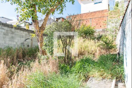 Casa à venda com 340m², 4 quartos e 1 vagaQuintal