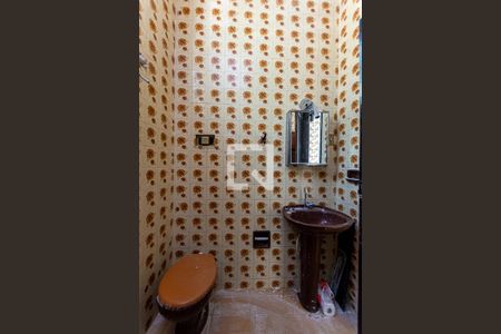 Casa à venda com 80m², 3 quartos e sem vagaBanheiro