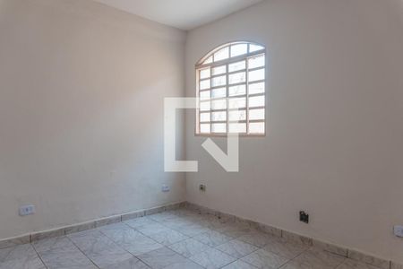 Casa para alugar com 40m², 1 quarto e sem vagaQuarto