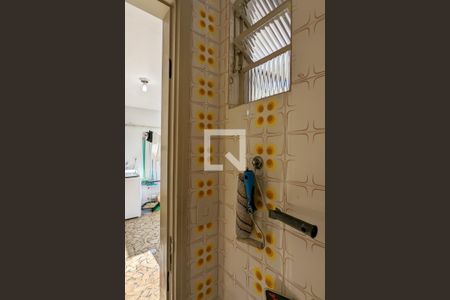 Apartamento à venda com 100m², 3 quartos e 1 vaga Apartamento à venda com 100m², 3 quartos e 1 vagaBanheiro de serviço