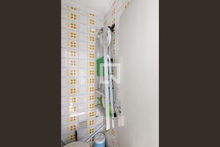 Apartamento à venda com 100m², 3 quartos e 1 vaga Apartamento à venda com 100m², 3 quartos e 1 vagaBanheiro de serviço