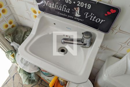 Apartamento à venda com 100m², 3 quartos e 1 vaga Apartamento à venda com 100m², 3 quartos e 1 vagaBanheiro de serviço