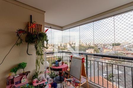 Sacada  de apartamento à venda com 3 quartos, 67m² em Vila Firmiano Pinto, São Paulo