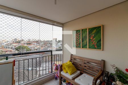 Sacada  de apartamento à venda com 3 quartos, 67m² em Vila Firmiano Pinto, São Paulo