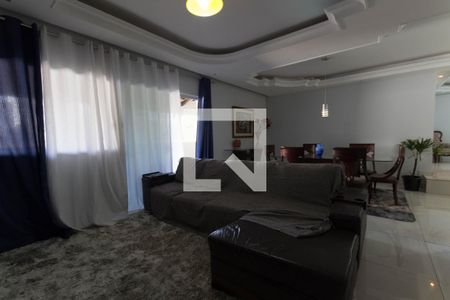 Sala de casa para alugar com 3 quartos, 230m² em Jardim Goiás, Goiânia