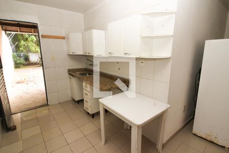 Casa de condomínio à venda com 130m², 4 quartos e 2 vagasCozinha