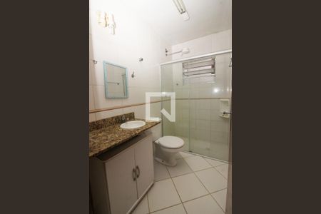 Casa de condomínio à venda com 130m², 4 quartos e 2 vagasBanheiro Social