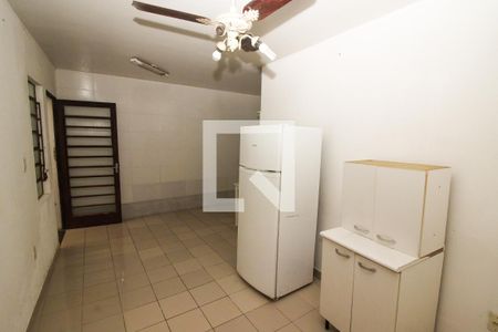 Casa de condomínio à venda com 130m², 4 quartos e 2 vagasCozinha