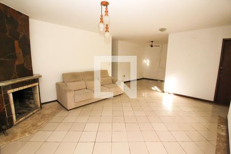 Sala de casa de condomínio à venda com 4 quartos, 130m² em Aberta dos Morros, Porto Alegre