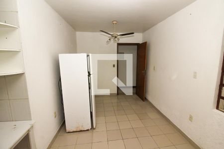 Casa de condomínio à venda com 130m², 4 quartos e 2 vagasCozinha
