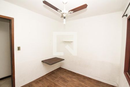 Casa de condomínio à venda com 130m², 4 quartos e 2 vagasQuarto 2