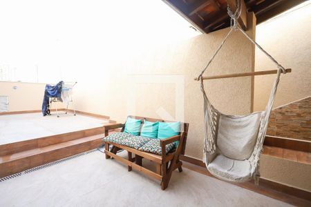 Casa à venda com 152m², 3 quartos e 2 vagasTerraço