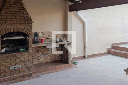 Casa à venda com 152m², 3 quartos e 2 vagasTerraço