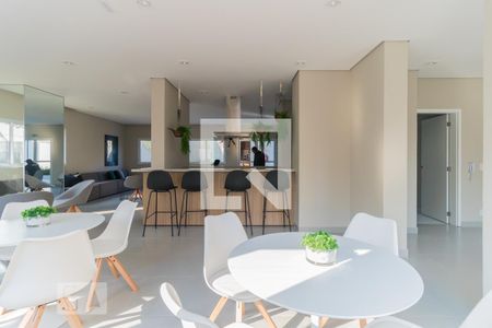 Apartamento à venda com 33m², 2 quartos e sem vagaÁrea Comum - Salão de Festas