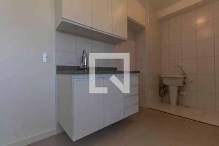 Sala e Cozinha Integrada de apartamento à venda com 2 quartos, 33m² em Vila Pierina, São Paulo