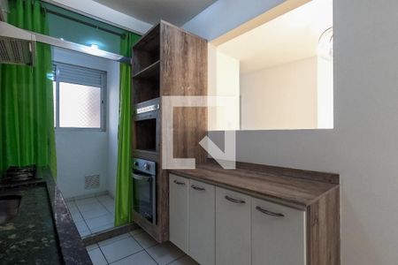Apartamento para alugar com 82m², 3 quartos e 2 vagas Apartamento para alugar com 82m², 3 quartos e 2 vagasCozinha e Área de Serviço