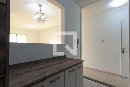 Apartamento para alugar com 82m², 3 quartos e 2 vagas Apartamento para alugar com 82m², 3 quartos e 2 vagasCozinha e Área de Serviço
