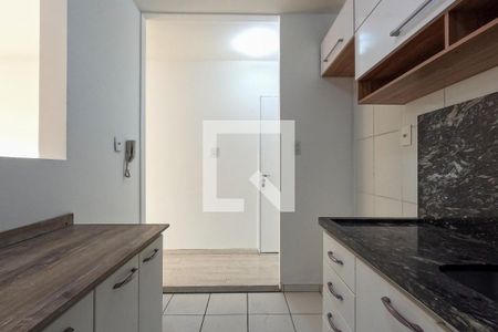 Apartamento para alugar com 82m², 3 quartos e 2 vagas Apartamento para alugar com 82m², 3 quartos e 2 vagasCozinha e Área de Serviço